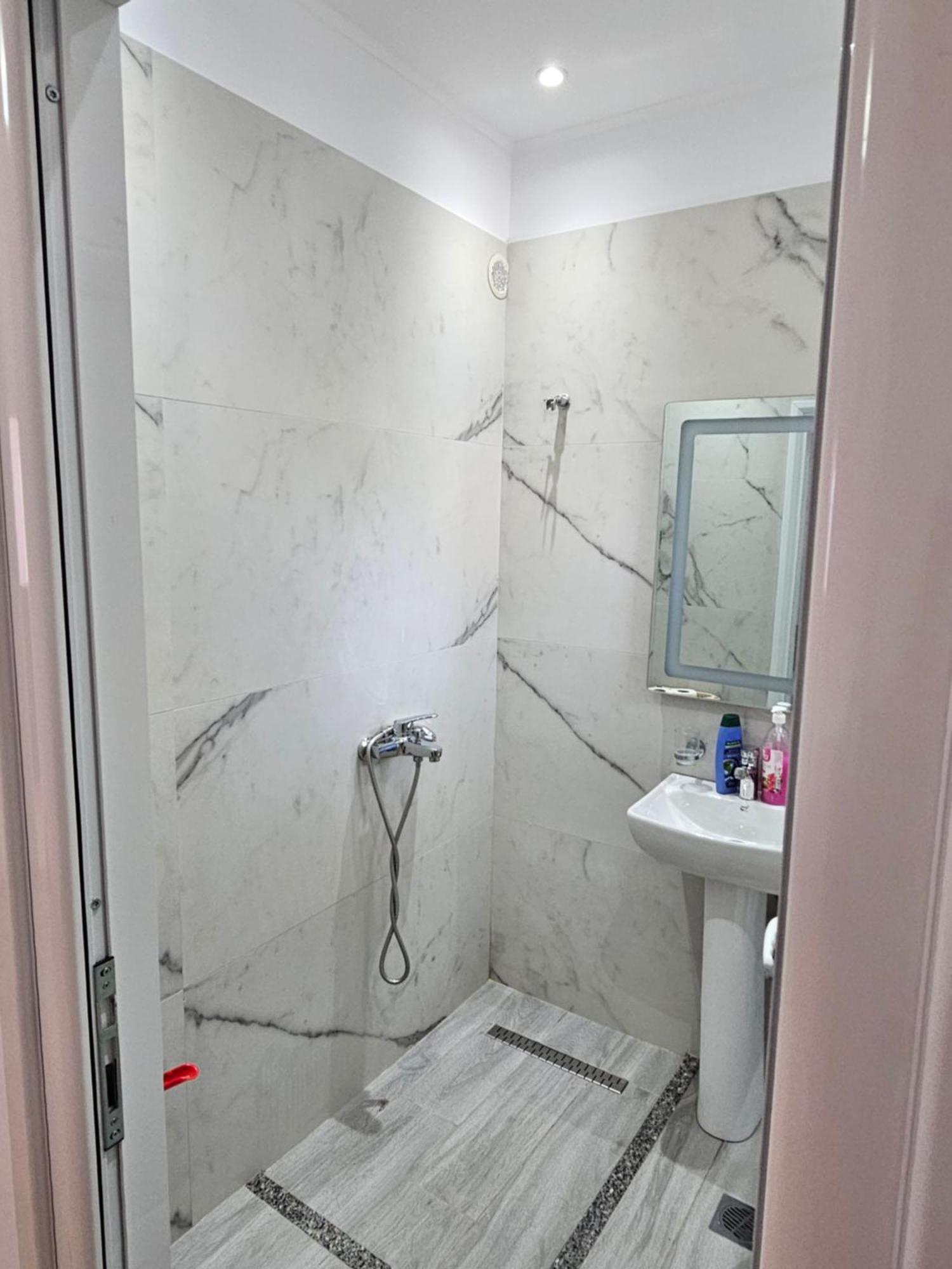 Wave N' Sea Apartments Himare Cameră foto