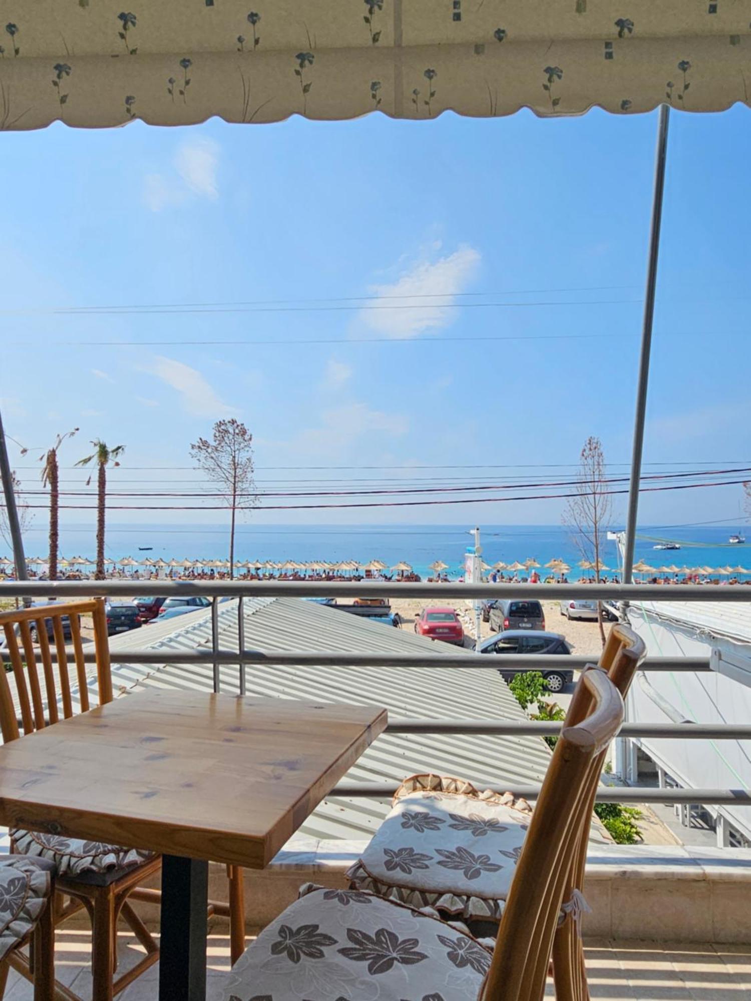 Wave N' Sea Apartments Himare Cameră foto
